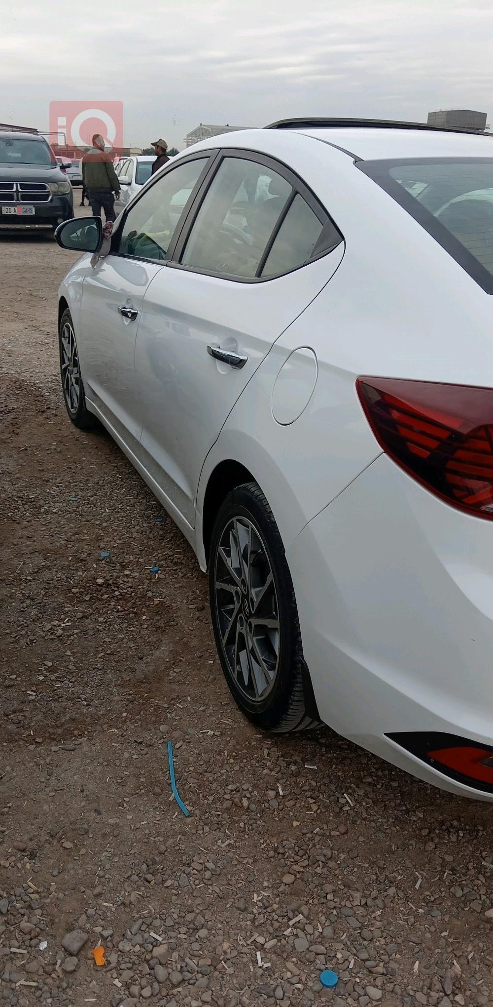 هيونداي النترا